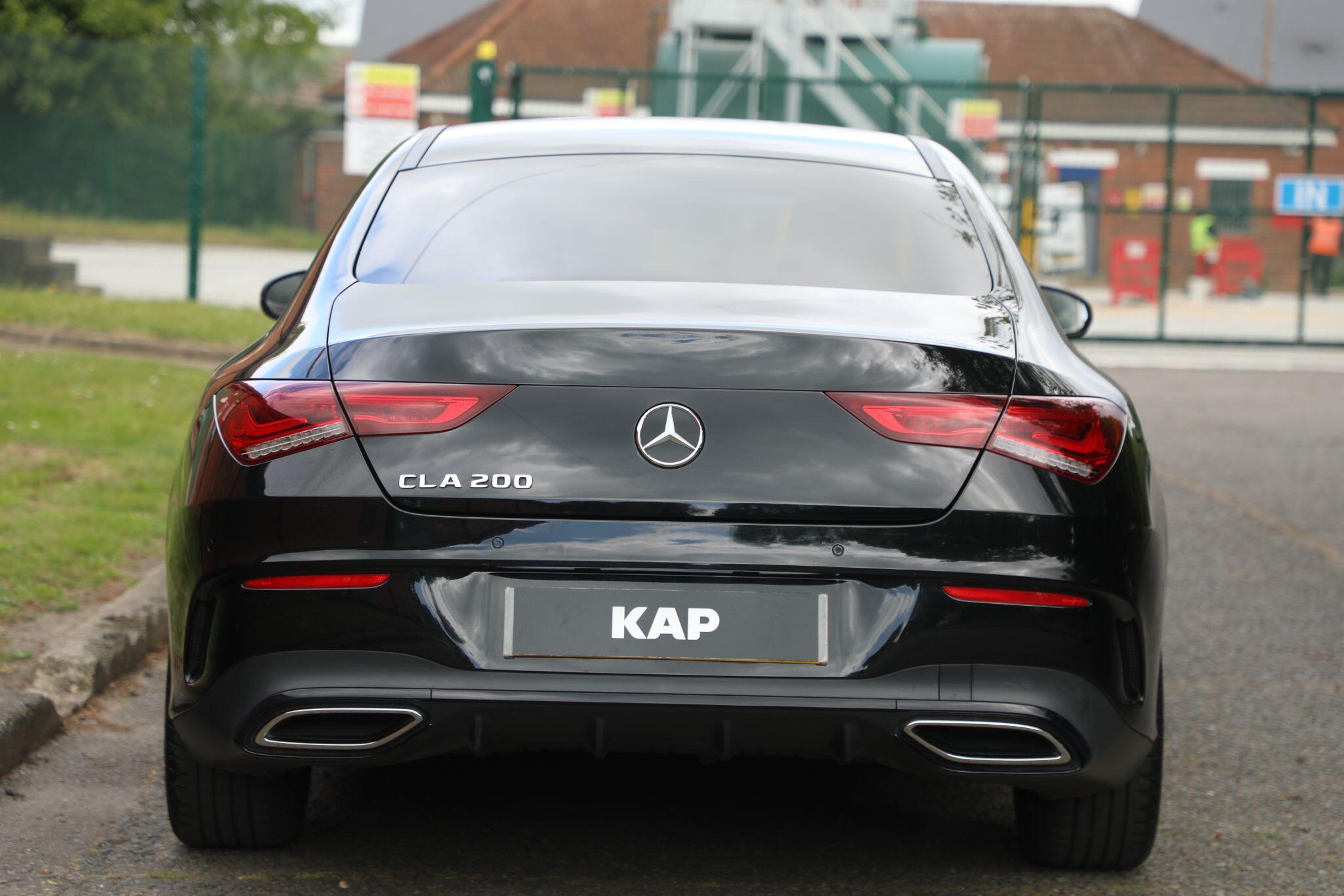 Large vehicle image